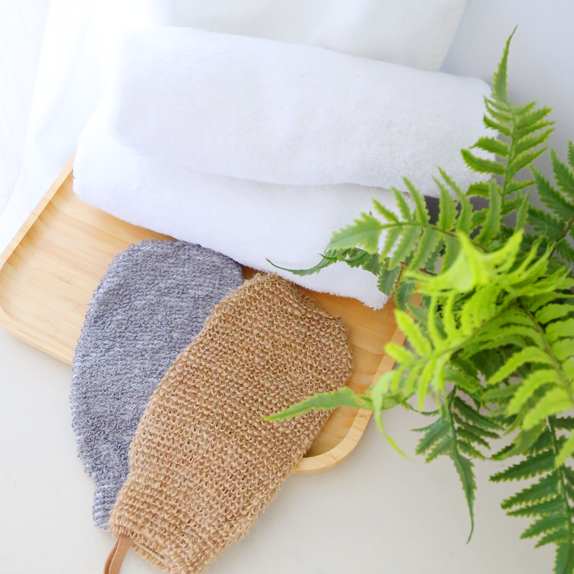 Natural exfoliating shower gloves 2pcs