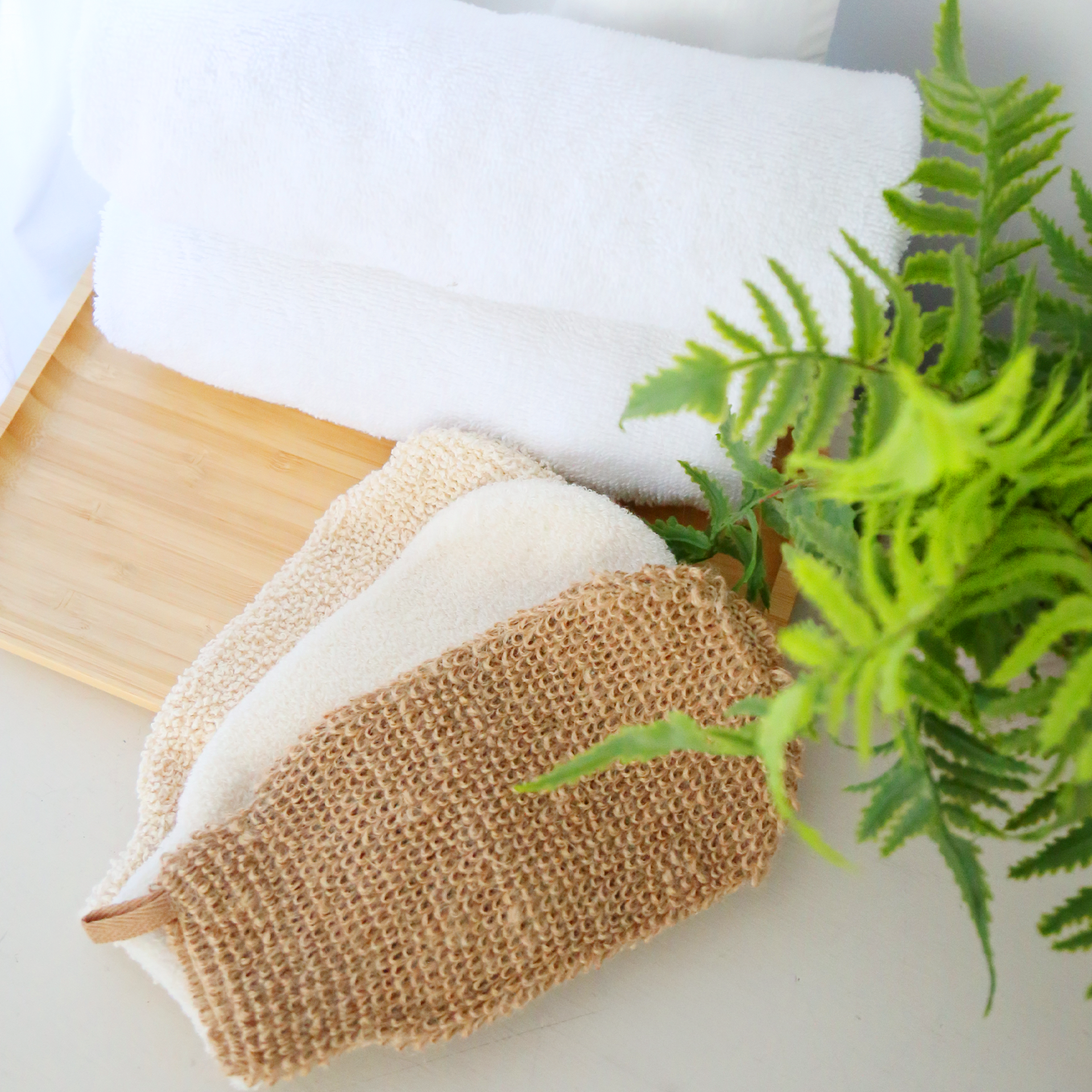 Exfoliating Bath & Shower Gloves Beige