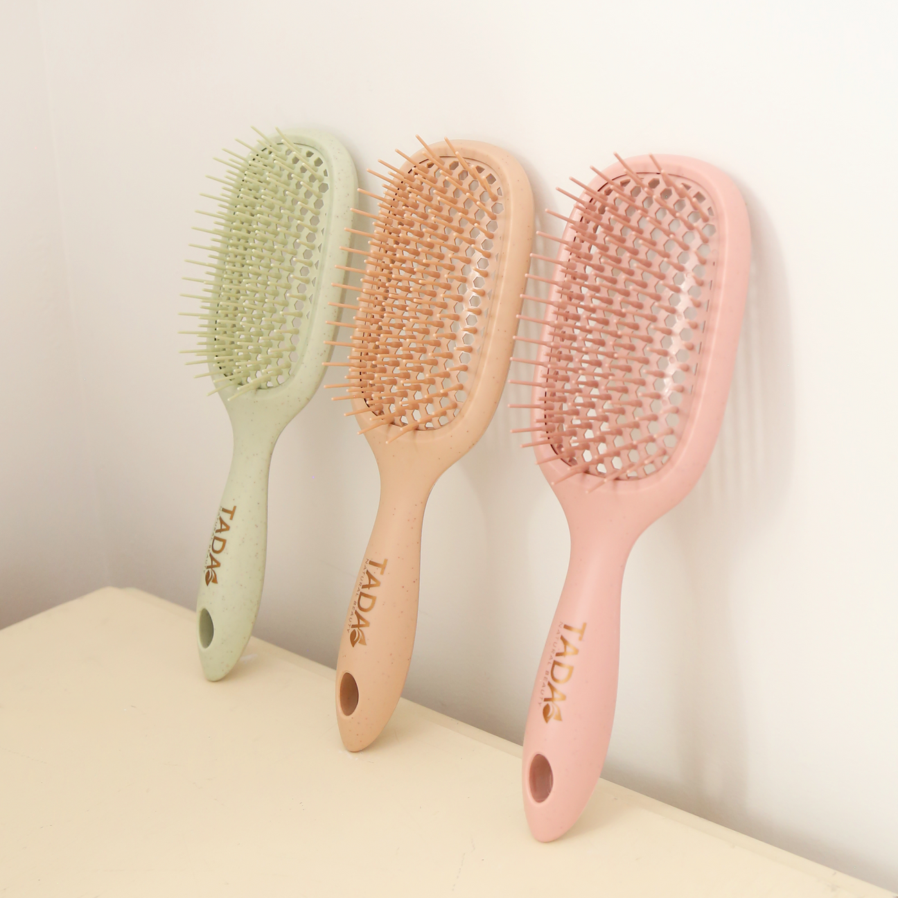 Biodegradable Vent Hair Brush Mauve