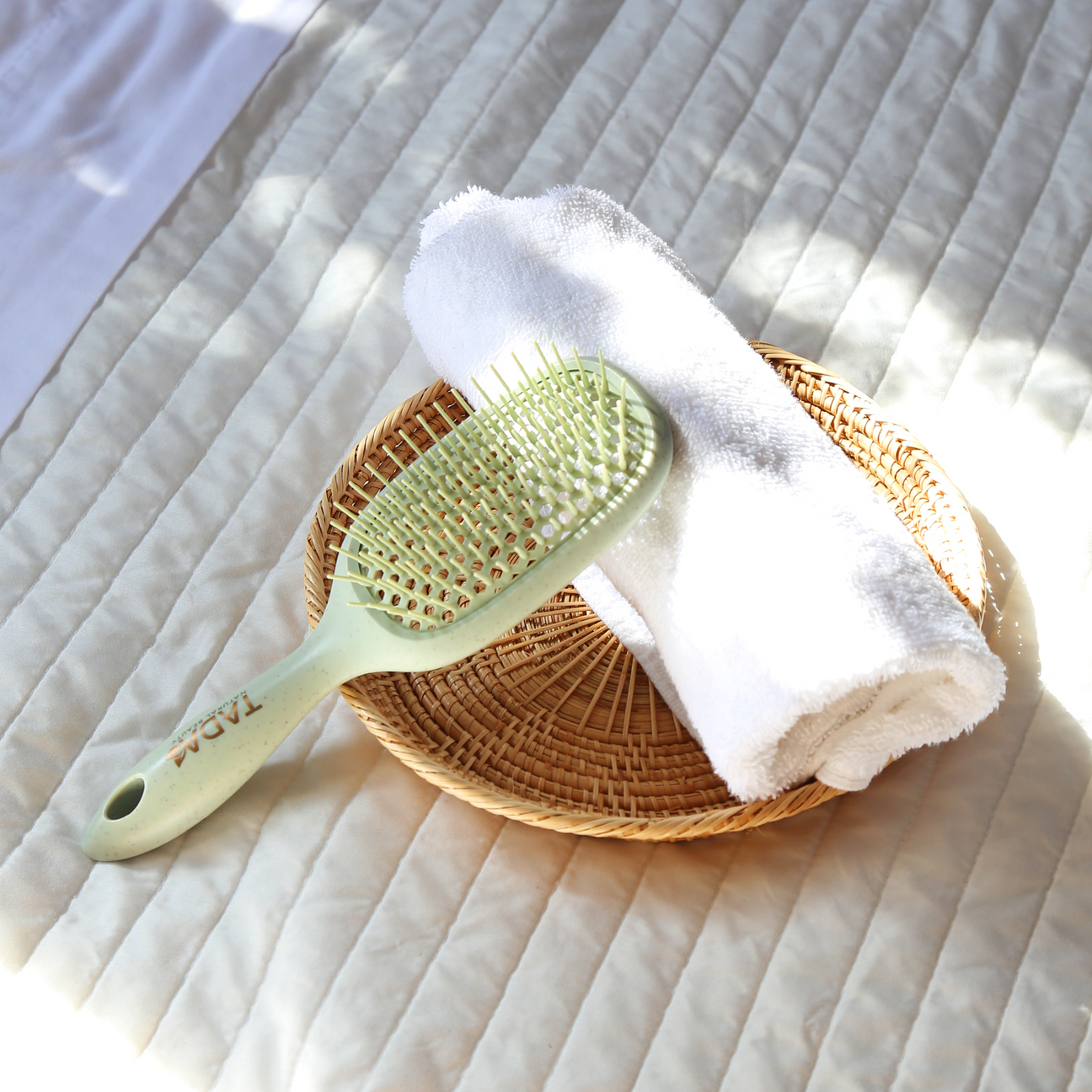 Biodegradable Vent Hair Brush Green