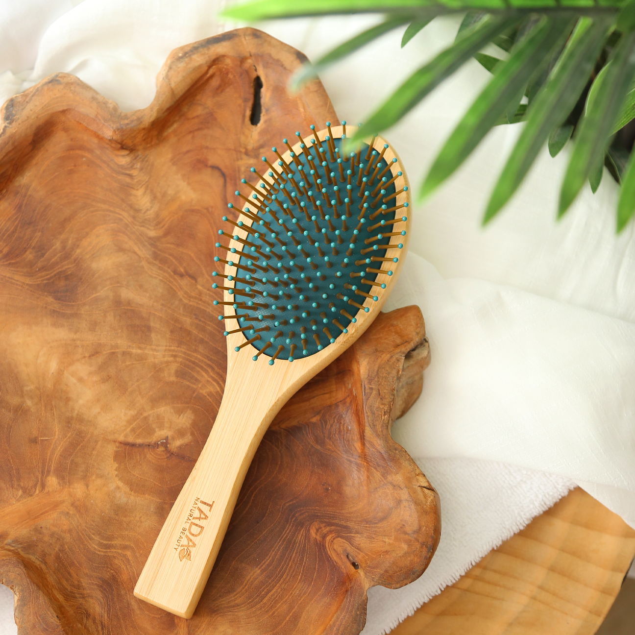 Green Paddle Brush Oval