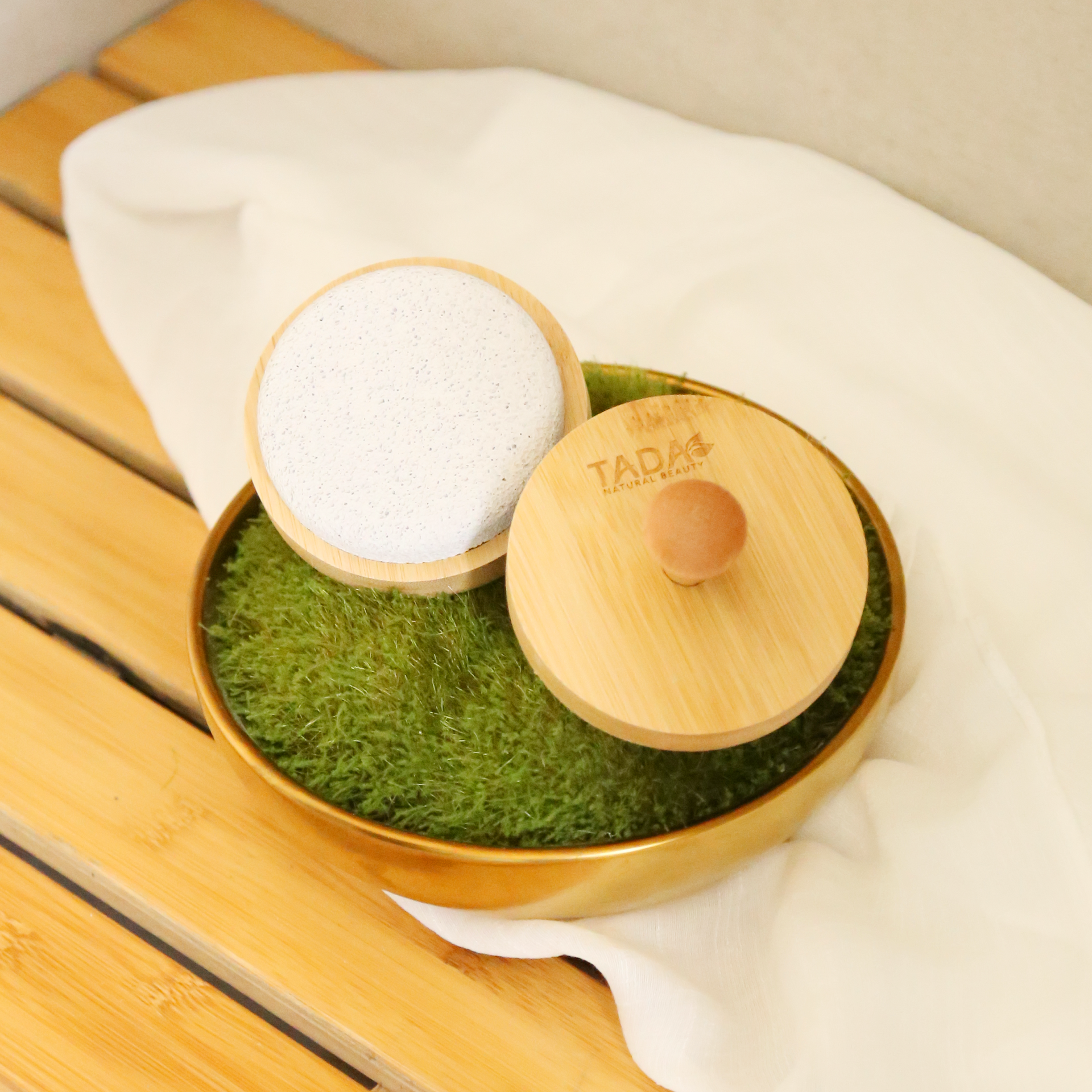 Wooden Handle Pumice Stone White