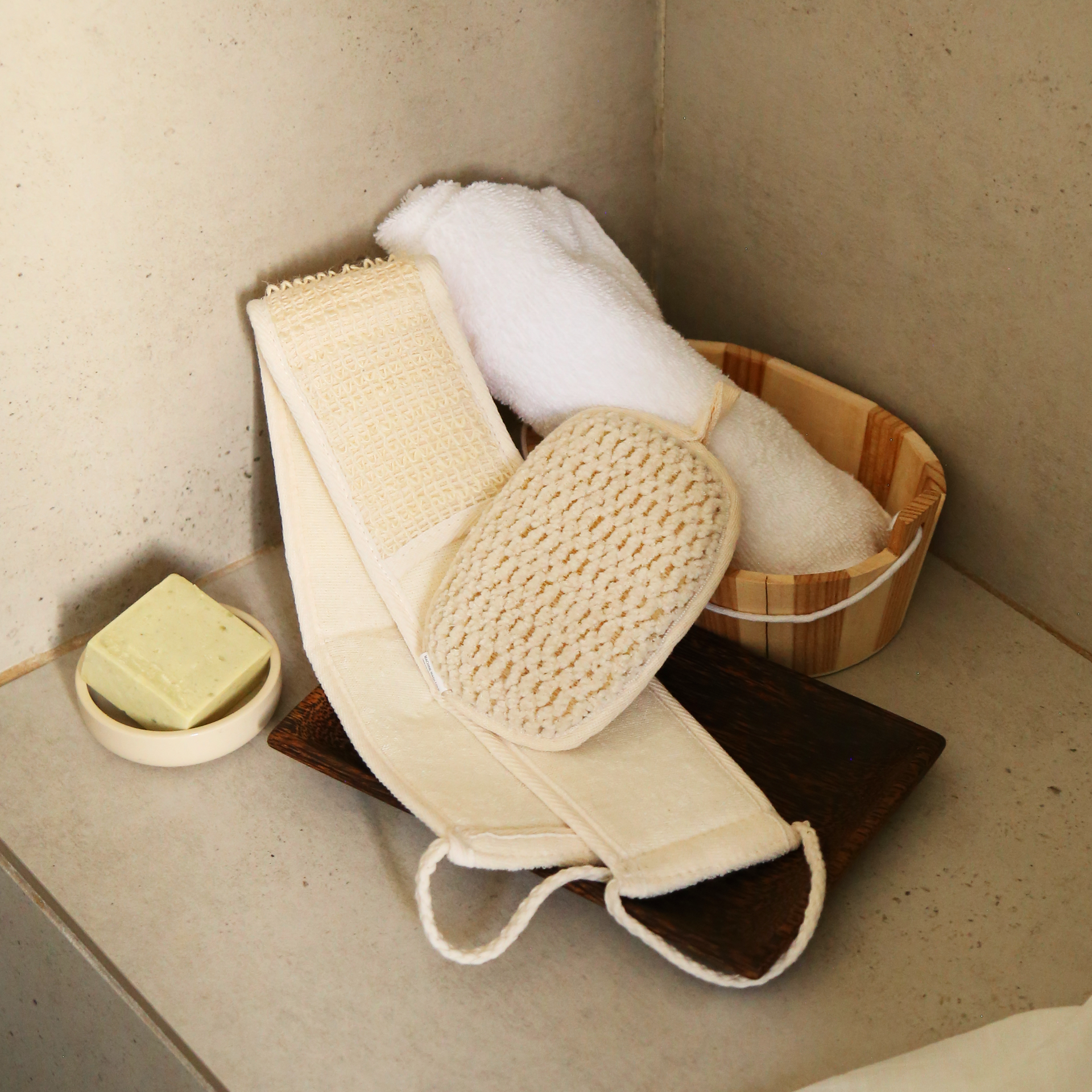 Natural Exfoliating Bath & Shower Gloves with Long Loofah Gray