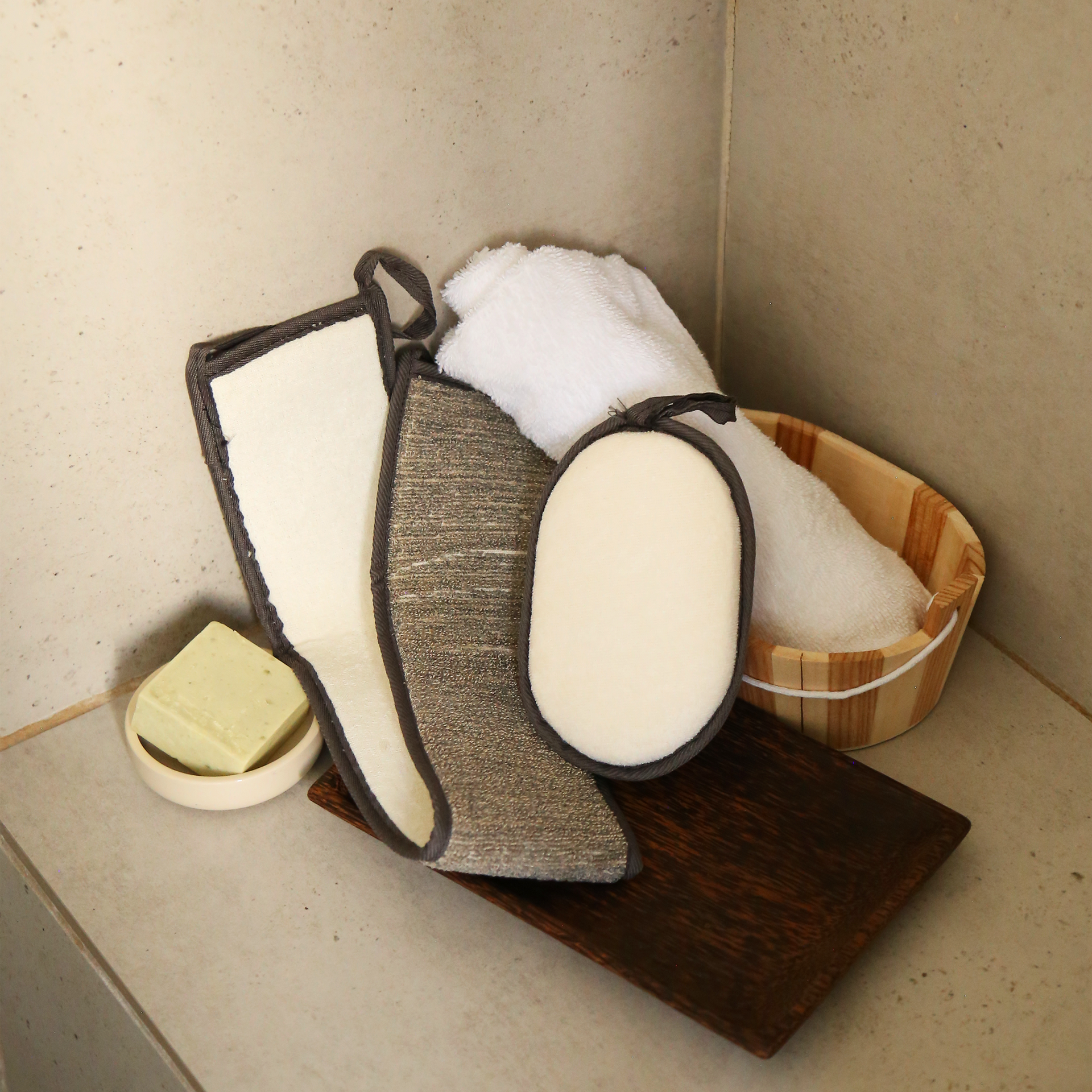 Natural Exfoliating Bath & Shower Gloves with Long Loofah Gray