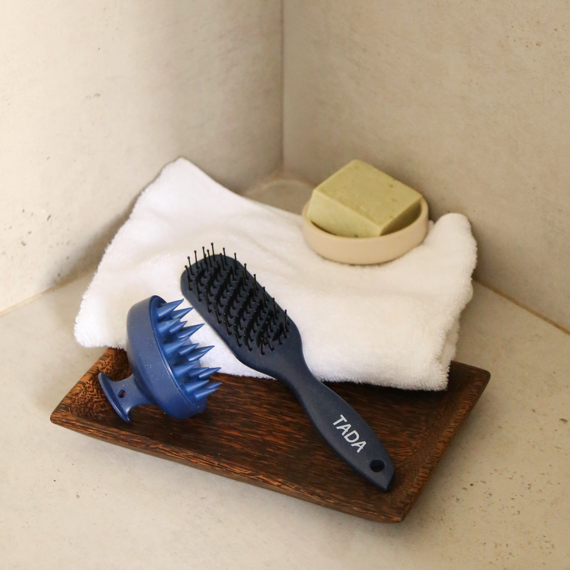 Biodegradable Scalp Shampoo & Vent Hair Brush Set Navy